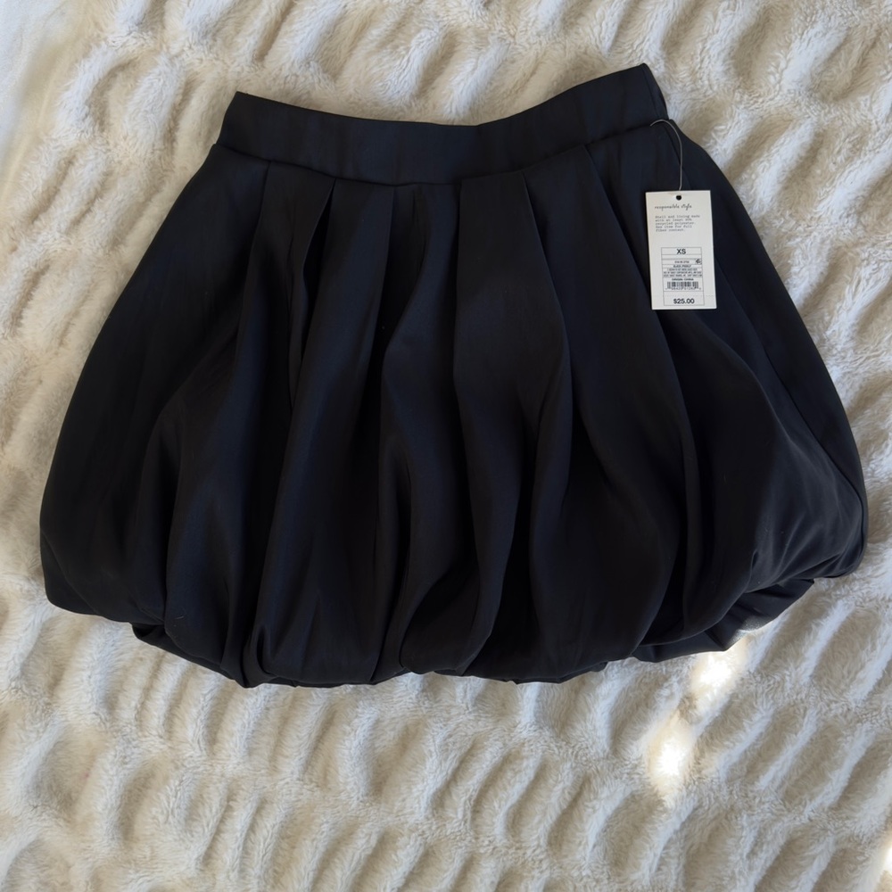 NWT Target bubble skirt XS